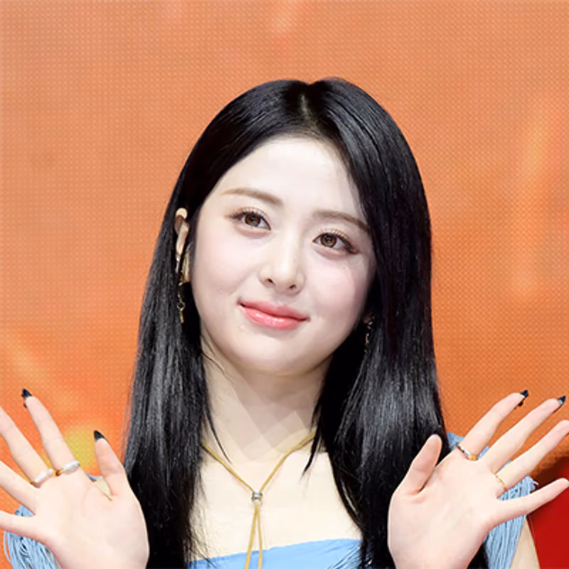 Huh Yun-jin